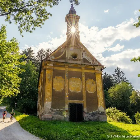 Jufa Bruck An Der - Im Weitental Szálloda 3*