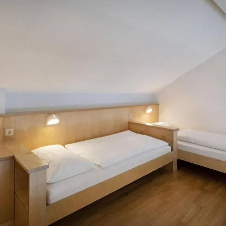 Jufa Bruck An Der - Im Weitental