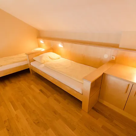 Jufa Bruck An Der - Im Weitental 3*