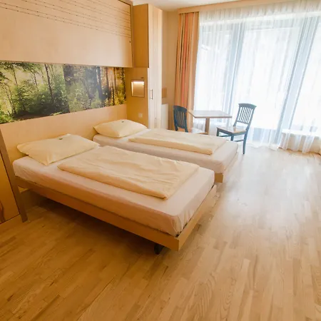 Hotel Jufa Bruck An Der - Im Weitental