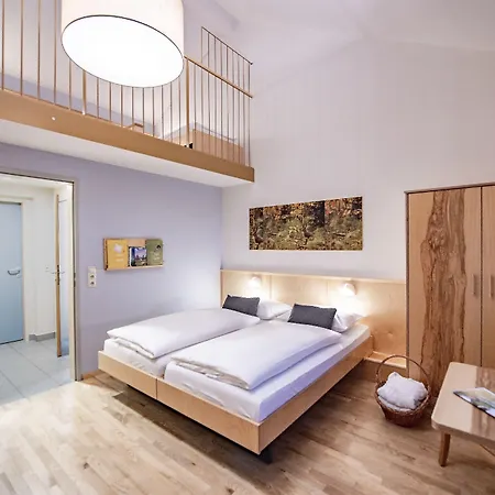 Hotel Jufa Bruck An Der - Im Weitental 3*