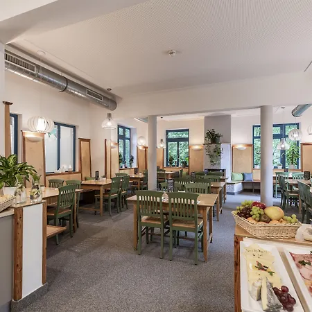 Hotel Jufa Bruck An Der - Im Weitental