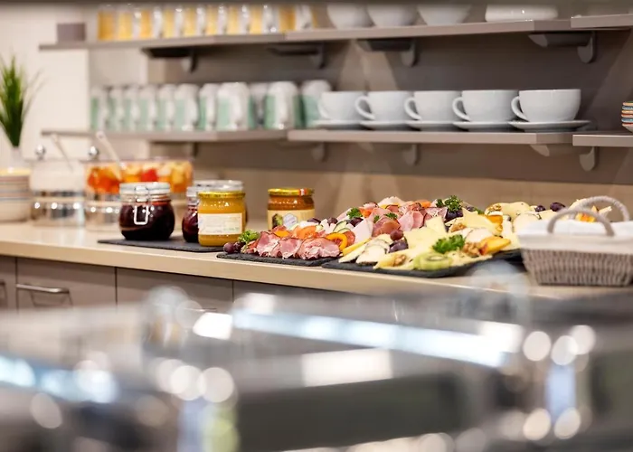 Hotel Jufa Bruck An Der - Im Weitental 3*