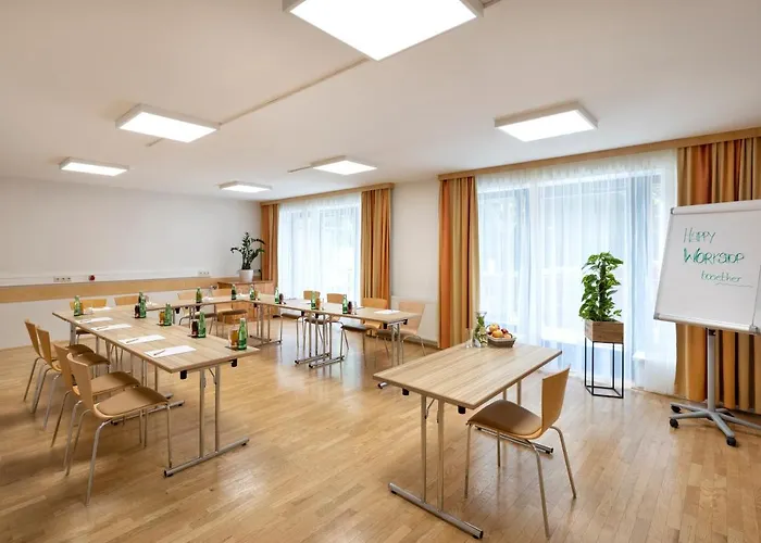 Jufa Bruck An Der - Im Weitental 호텔 브루크안데어무어