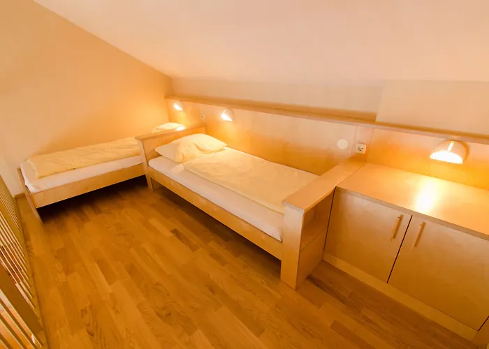 Jufa Bruck An Der - Im Weitental 3*