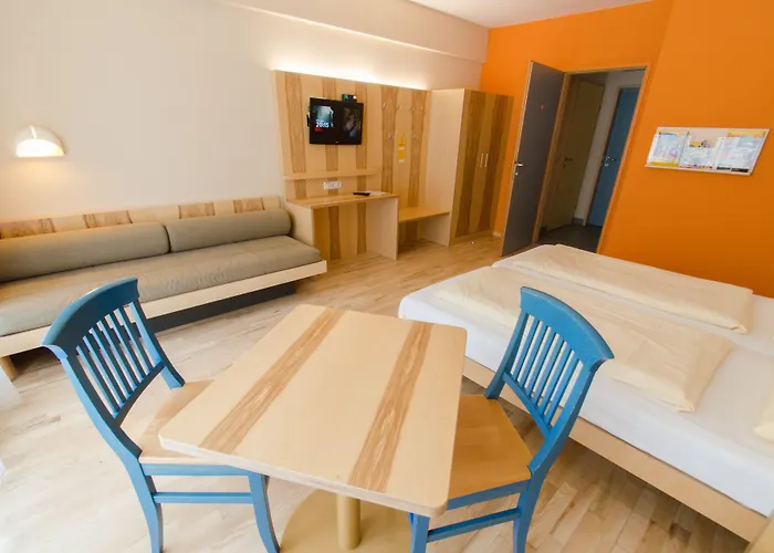 Szálloda Jufa Bruck An Der - Im Weitental