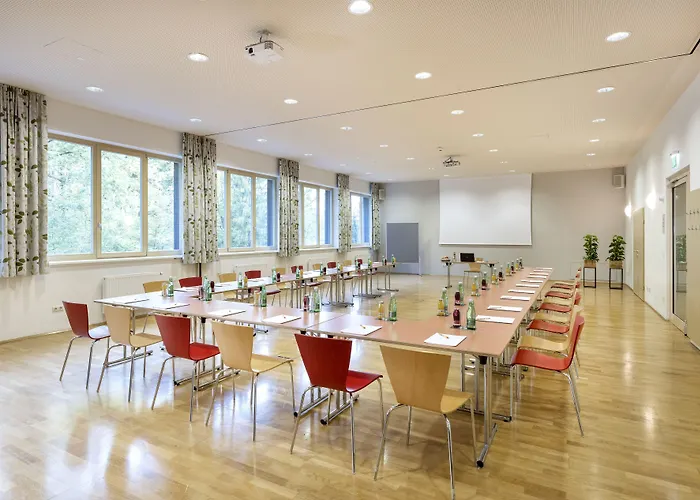 فندق Jufa Bruck An Der - Im Weitental 3*