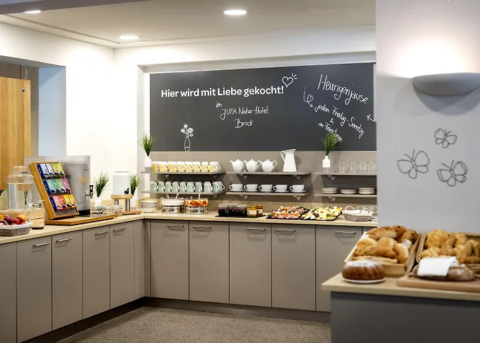 Jufa Bruck An Der - Im Weitental Szálloda 3*