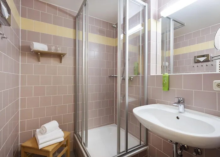 Jufa Bruck An Der - Im Weitental